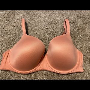 Victoria’s Secret lined Demi bra